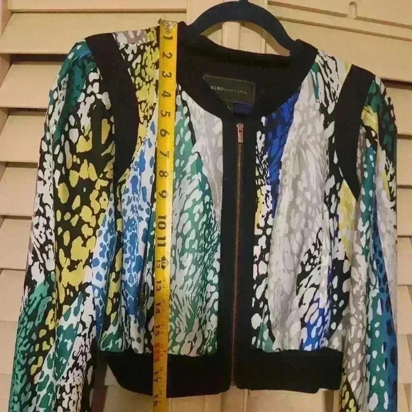 Colorful Cropped Jacket by BCBG MaxAzria - Picture 7 of 10